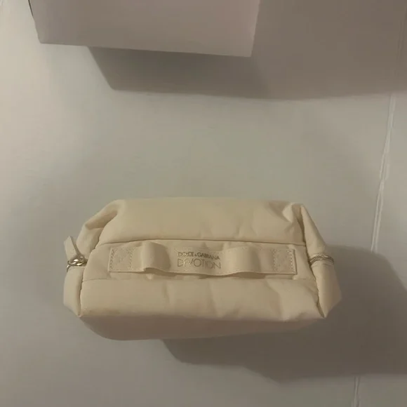 Dolce & Gabbana Cream Cloth Devotion Cosmetic Bag - Picture 2 of 8